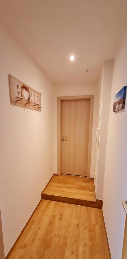 Moderne Wohlfühlferienwohnung in Hildburghausen Exterior foto